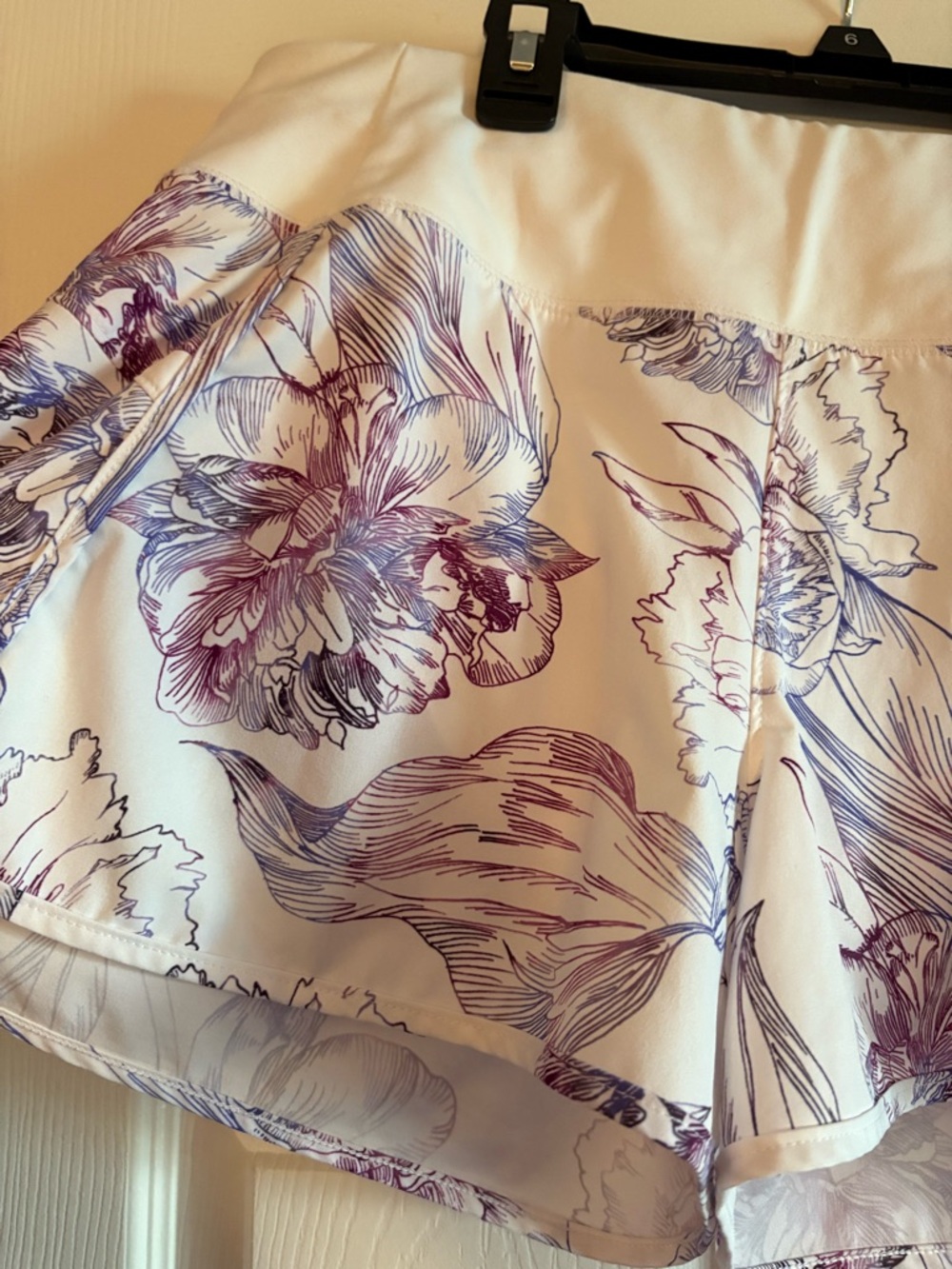 Calia by Carrie Underwood Stay the Path Floral Print White & Purple Women Short - Picture 9 of 10